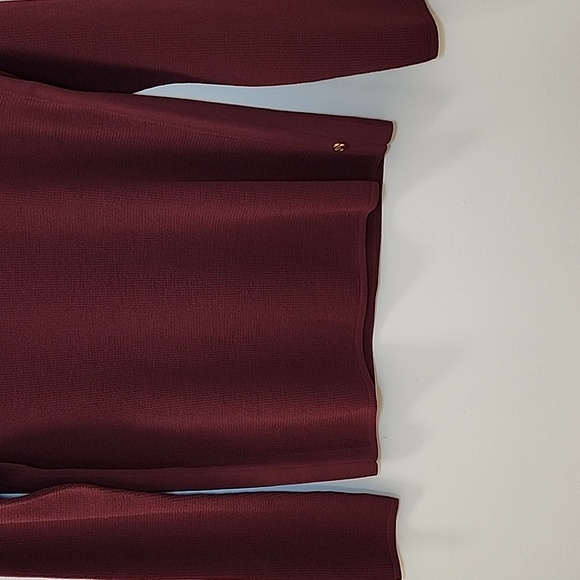 NWT St. John deep cherry or pomegranate red crew neck sweater Sz Med
